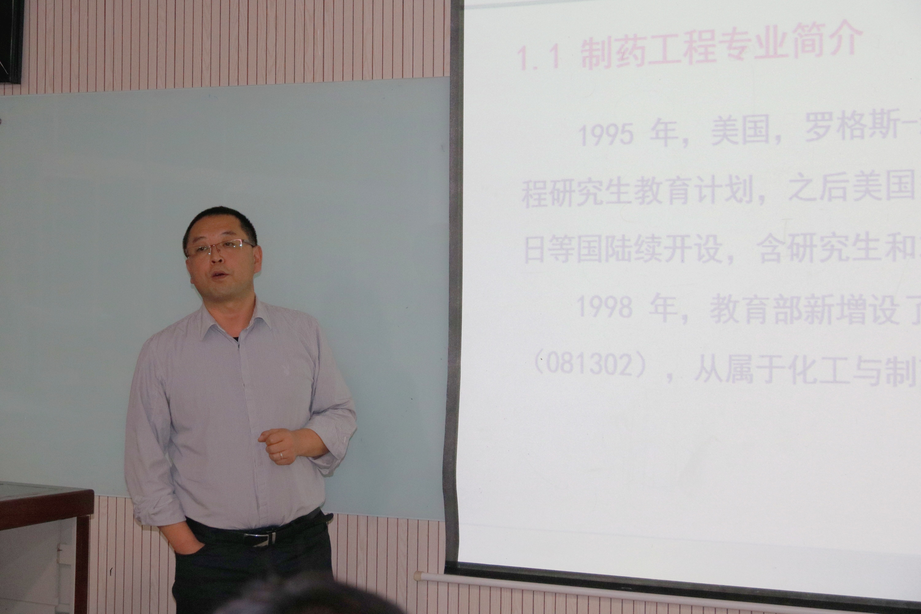 9c18c31f96944345bf649c67e493c55c.jpg 9c18c31f96944345bf649c67e493c55c.jpg