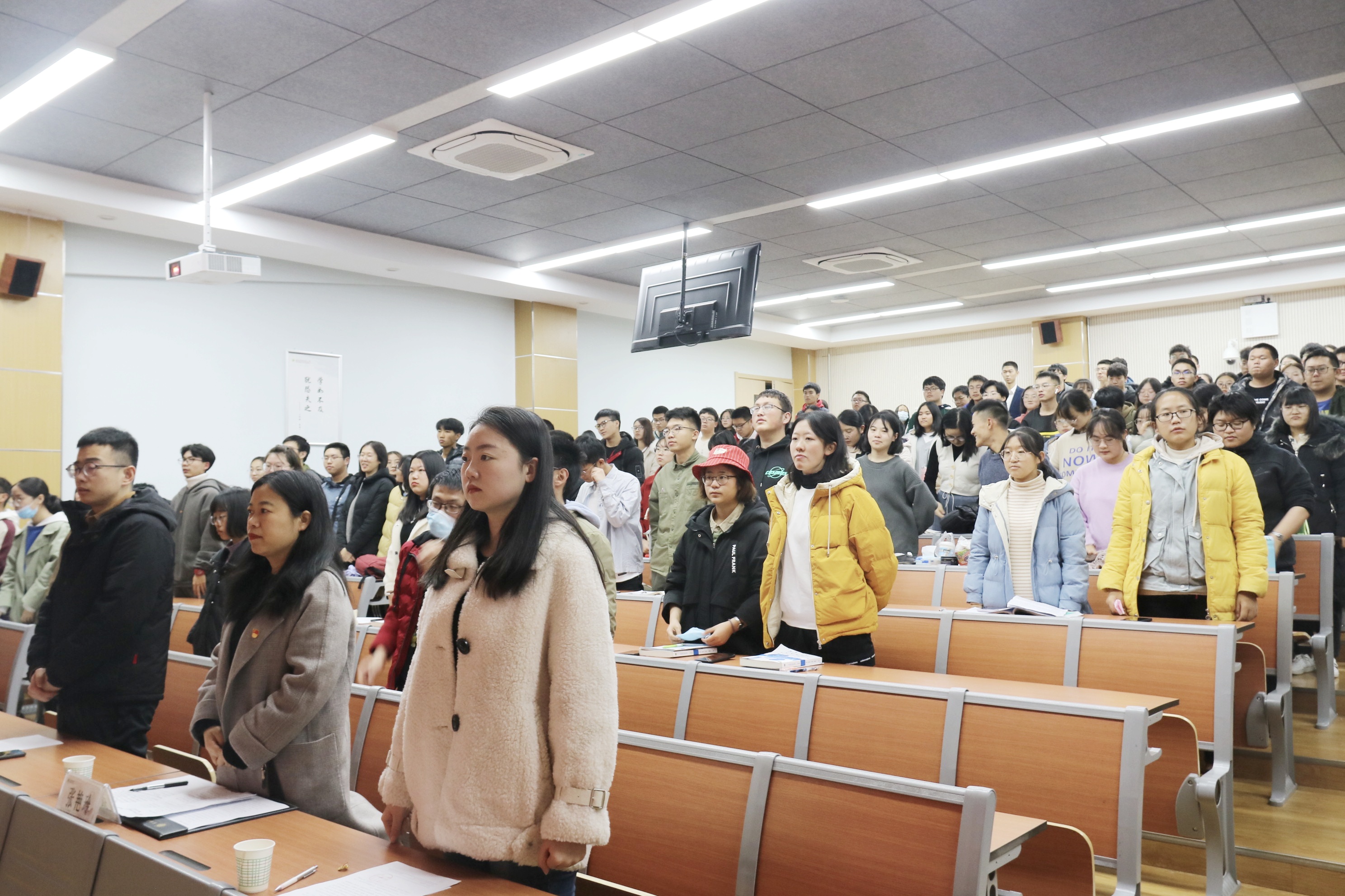 6c4b31c2db644ee997438a73a1e25d0b.jpg 6c4b31c2db644ee997438a73a1e25d0b.jpg