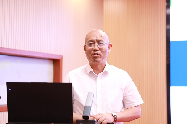 c4556f19a6a14dc2a7de870fa3d5aad3.jpg 5W6A1515.JPG